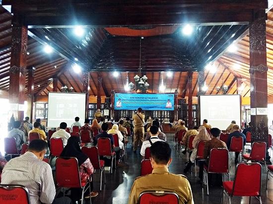 Poverty Reduction Program Coordination and Collaboration Meeting in Banjarnegara Regency